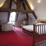 Chateau Des Monthairons Restaurant Gastromaison Privatif
