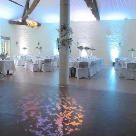 Otel Chateau Des Monthairons Restaurant Gastromaison Privatif Les Monthairons