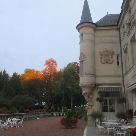 Chateau Des Monthairons Restaurant Gastromaison Privatif 4*