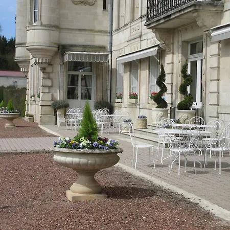 Château Des Monthairons Restaurant Gastromaison Privatif Hotel