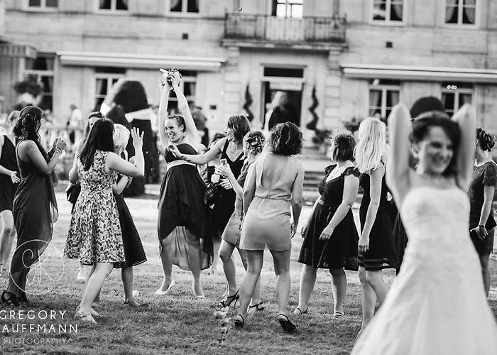 Chateau Des Monthairons Restaurant Gastromaison Privatif Отель