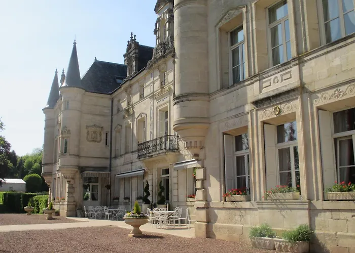 Отель Chateau Des Monthairons Restaurant Gastromaison Privatif