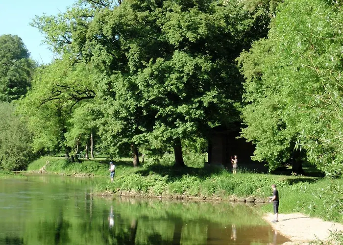 Chateau Des Monthairons Restaurant Gastromaison Privatif Отель 4*