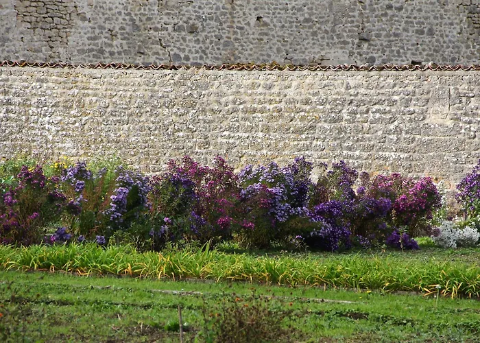 Château Des Monthairons Restaurant Gastromaison Privatif