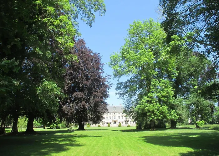 Chateau Des Monthairons Restaurant Gastromaison Privatif Отель 4*