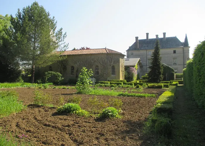Chateau Des Monthairons Restaurant Gastromaison Privatif Отель Ле-Монтэрон