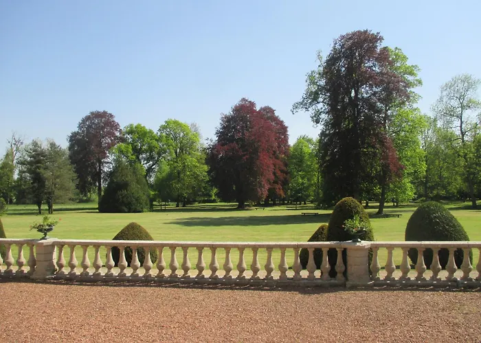 Chateau Des Monthairons Restaurant Gastromaison Privatif 4* Ле-Монтэрон