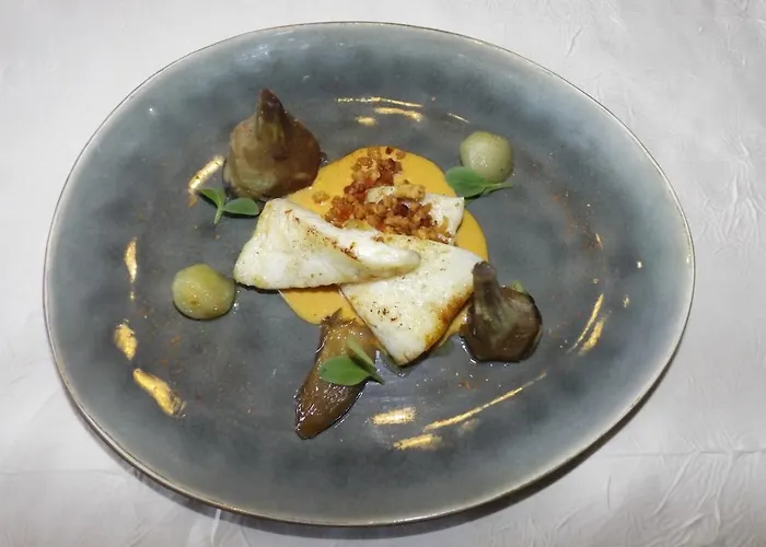 Chateau Des Monthairons Restaurant Gastromaison Privatif Ле-Монтэрон